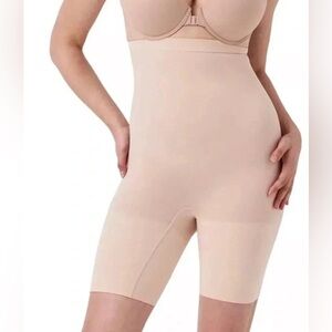 SPANX Higher Power High Waisted Shaper Short